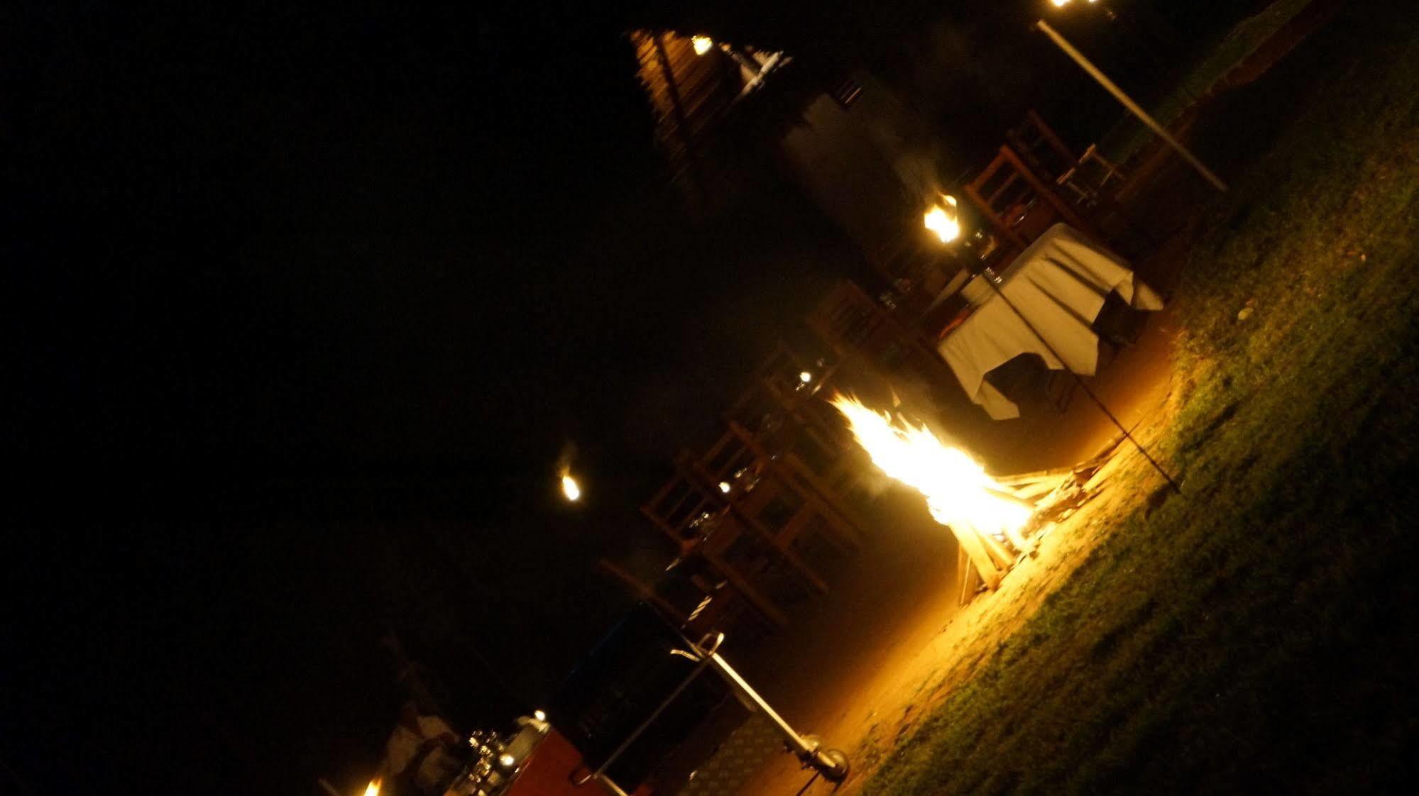 Athgira River Camping - Udawalawe Exterior foto